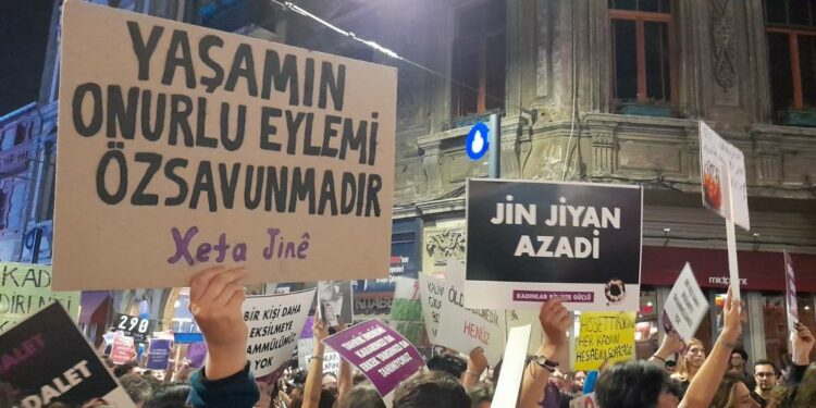 Kadın Öz Savunması Şarttır