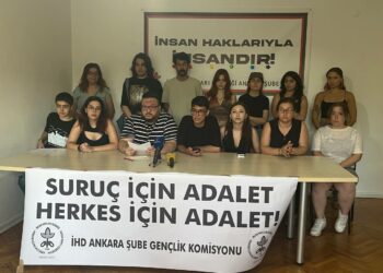 İHD Gençlik Komisyonu Basın Açıklaması Yaptı