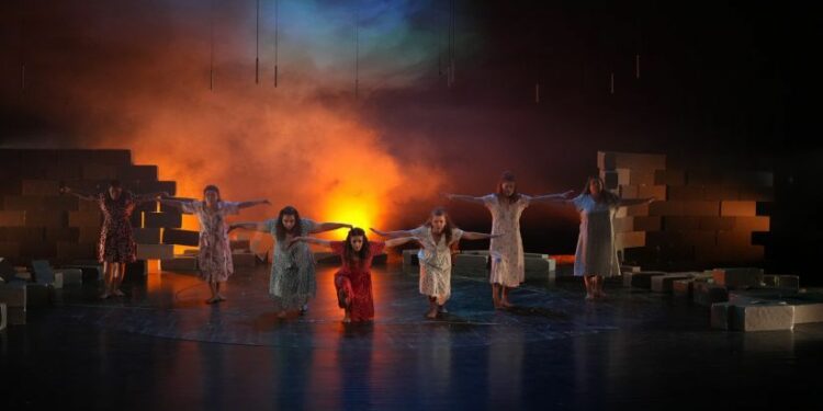 Amed Şehir Tiyatrosu Yeni Sezona ‘Jîn’ ile Başlıyor