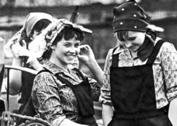 Sovyet Devriminde Kadın Mücadele Deneyimi