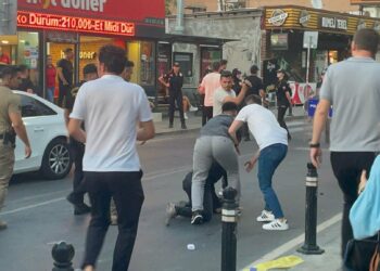 Boğaziçi’nde Kadın Cinayeti Protestosuna Polis Müdahalesi