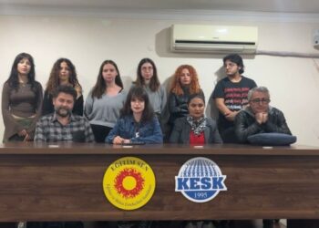 Öğrencilerden Hukuksuz Aramalara Tepki