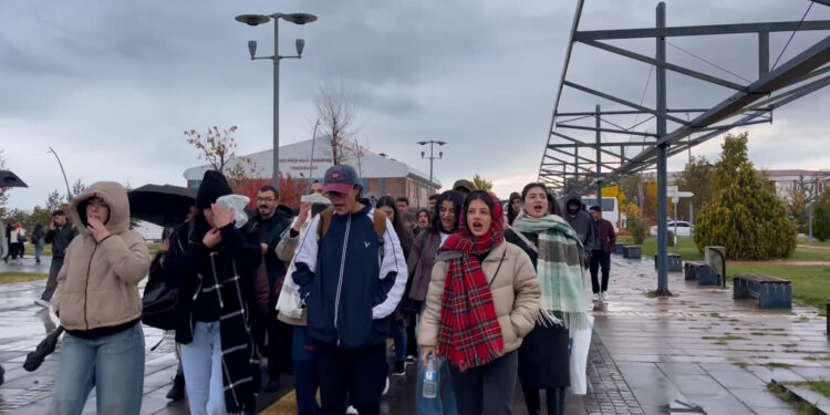 YYÜ Öğrencilerinin Direnişi Dokuzuncu Gününde
