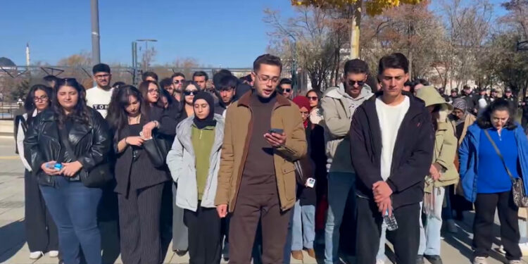 Güvenli Kampüs İsteyen Öğrencilere Gözaltı