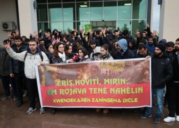 Dicle Üniversitesi’nde Halep Protestosu