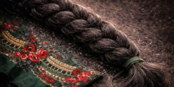 Direnişin Sembolüdür Saç Örgülerimiz