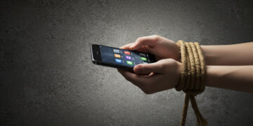 Sanal Hayat Gerçek Yaşanmaz