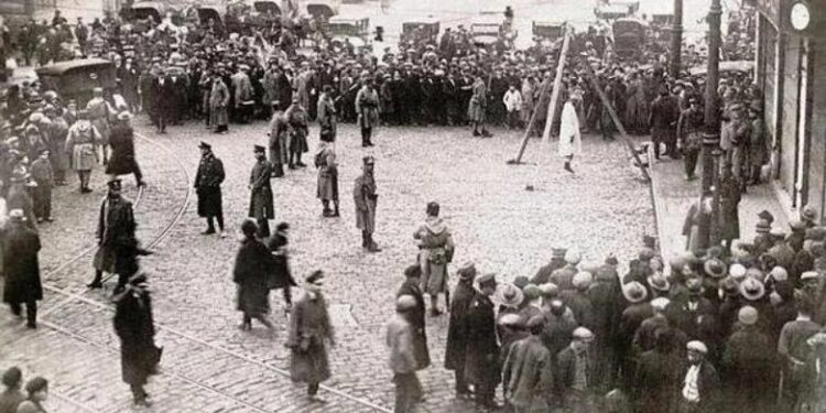 Bir Çift Gözün Anlattığı