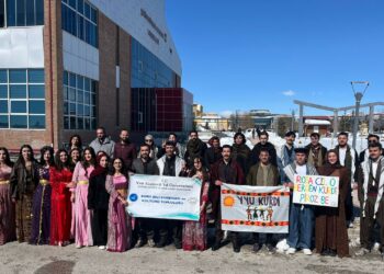 YYÜ Öğrencilerinden Kürt Ulusal Kıyafet Günü Etkinliği