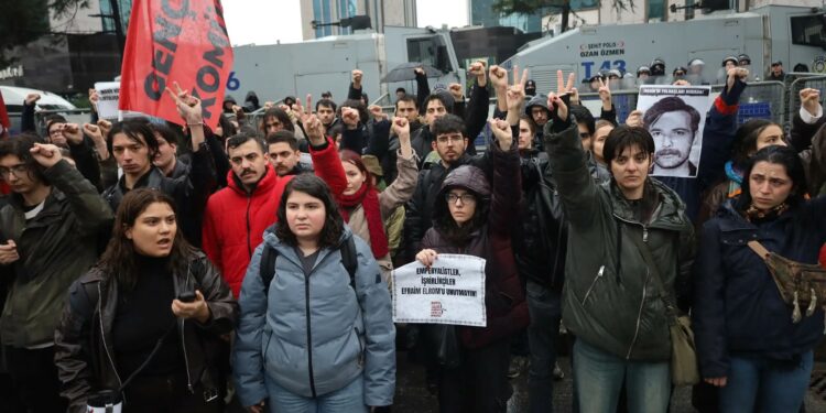 Gençlerden Kızıldere Katliamı’nın Yıldönümünde Yürüyüş