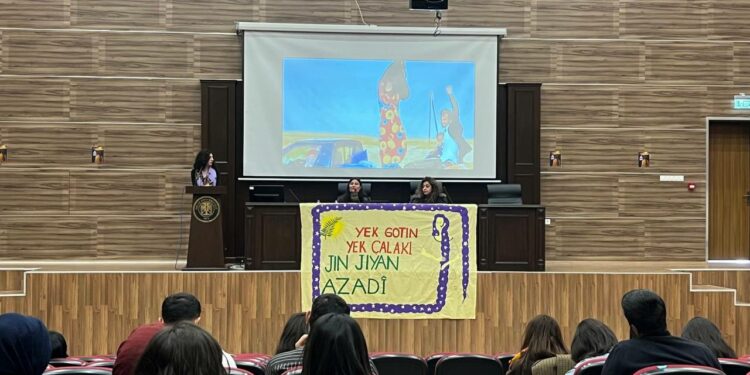 Dicle Üniversitesi’nde 8 Mart Paneli