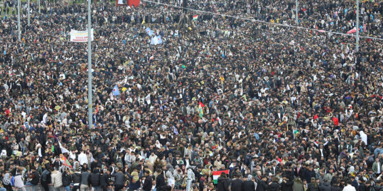 Amed’de Tarihi Newroz