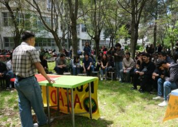 Dicle Üniversitesi Öğrencileri ‘Özgür Kürsü’de Buluştu