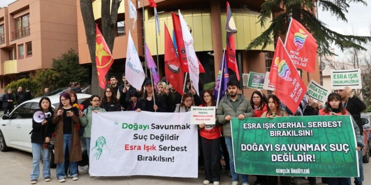 Gençlik Örgütleri: Esra Işık Serbest Bırakılsın