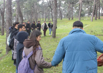 Gençlerden 4 Nisan Kutlaması