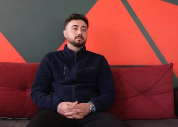 Üniversite Mezunları İşsiz: Emeklerinin Karşılığını Alamıyor