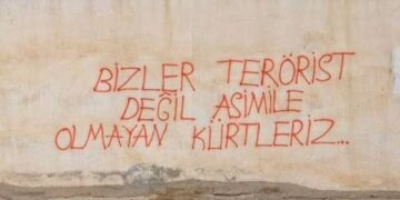 Asimilasyon Kıskacında Bir Kimlik Arayışı