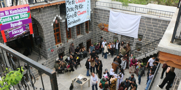 Amargî Kültür ve Sanat Derneği Açılışını Gerçekleştirdi