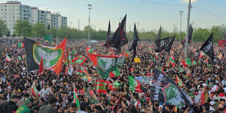 Amedspor Şampiyonluğu Kutluyor