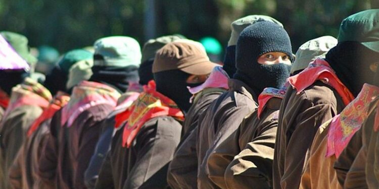 Toprak Renkli İnsanların Özgürlük Yürüyüşü: Zapatistalar
