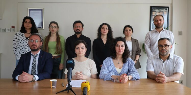 Ankara Üniversitesi’nde Irkçı Saldırıya Uğrayan Öğrencilere Soruşturma