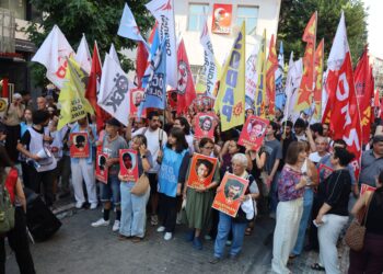 İstanbul’da ’33 Düş Yolcusu’ İçin Anma Ve Yürüyüş