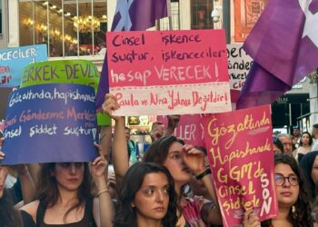 Kadınlardan Cinsel İşkenceye Tepki