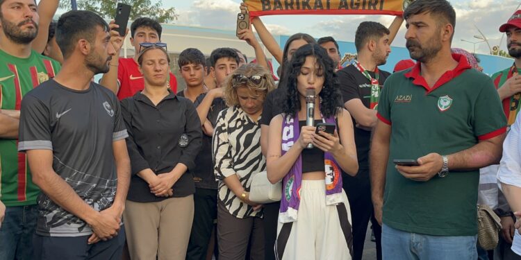 Amedspor Taraftarları Uyuşturucuya Karşı Yürüdü