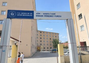 Ağrı’da Yurt Var, Yemek Yok: Üniversiteliler 4 Gündür Mağdur