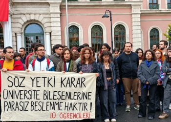 İstanbul Üniversitesi’nde Yemekhane Zammına Karşı Bin 346 Dilekçe