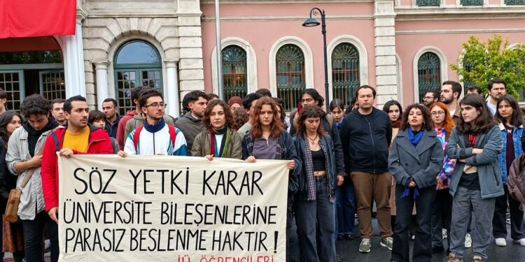 İstanbul Üniversitesi’nde Yemekhane Zammına Karşı Bin 346 Dilekçe